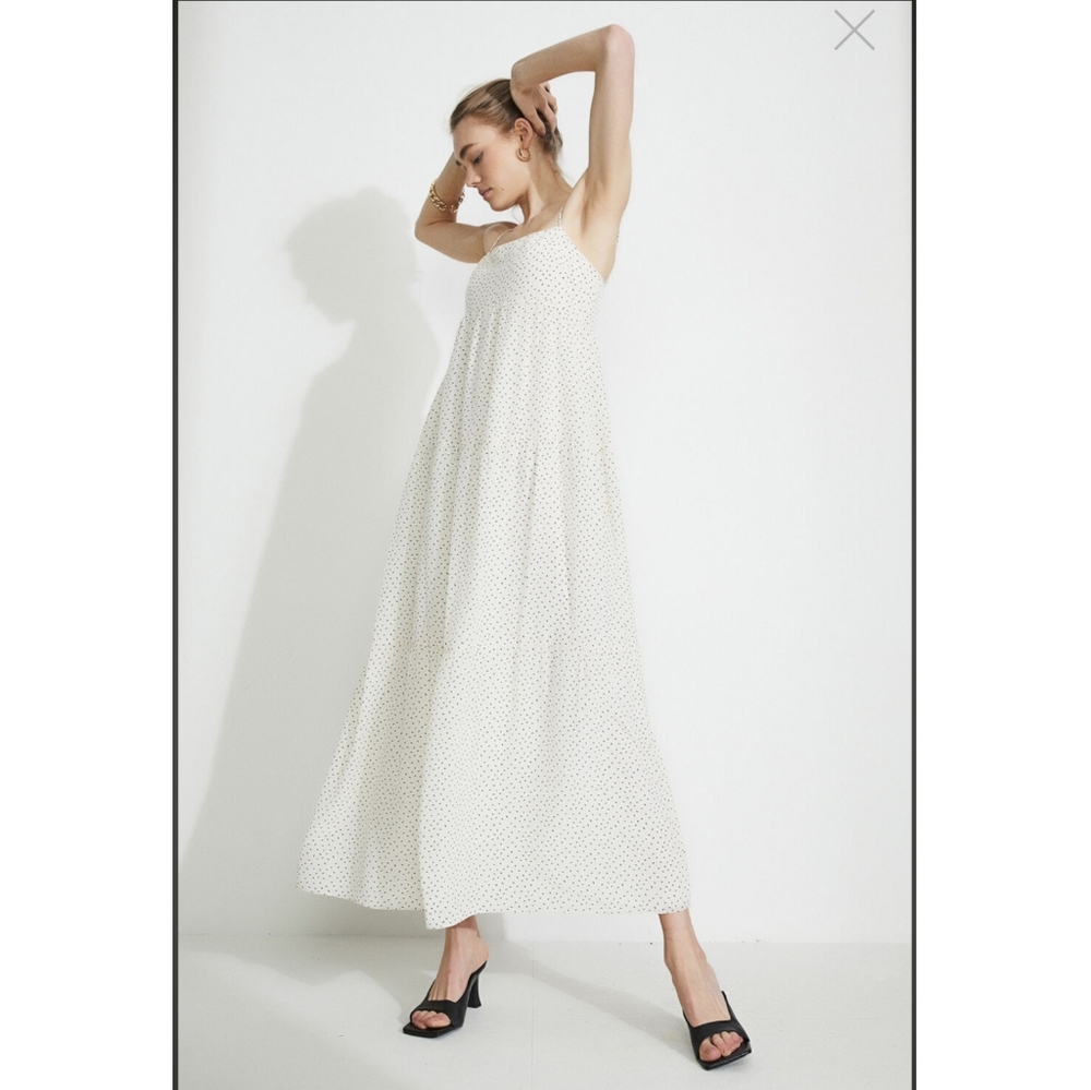 NWT Bardot Flowy Maxi Dress in Ivory and Black